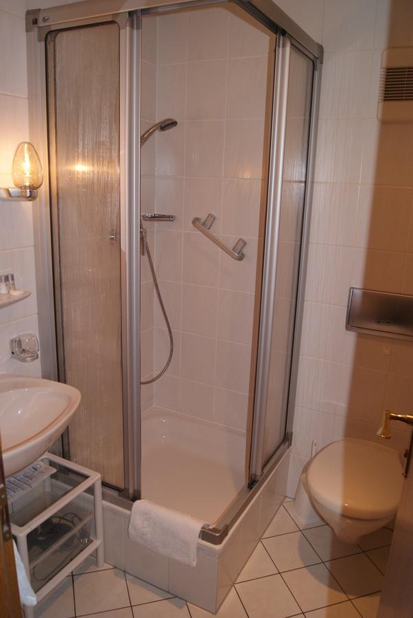 באד הומבורג וור דר הואה Hotel Zur Traube מראה חיצוני תמונה
