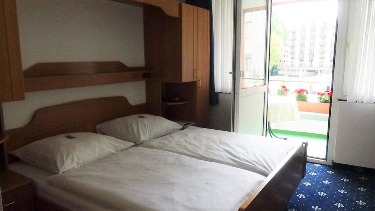באד הומבורג וור דר הואה Hotel Zur Traube מראה חיצוני תמונה